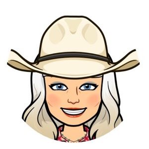 Meet your Posher, Rebeca